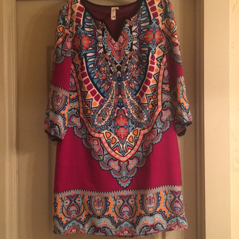 Boutique Brand 3/4 sleeve multi color dress